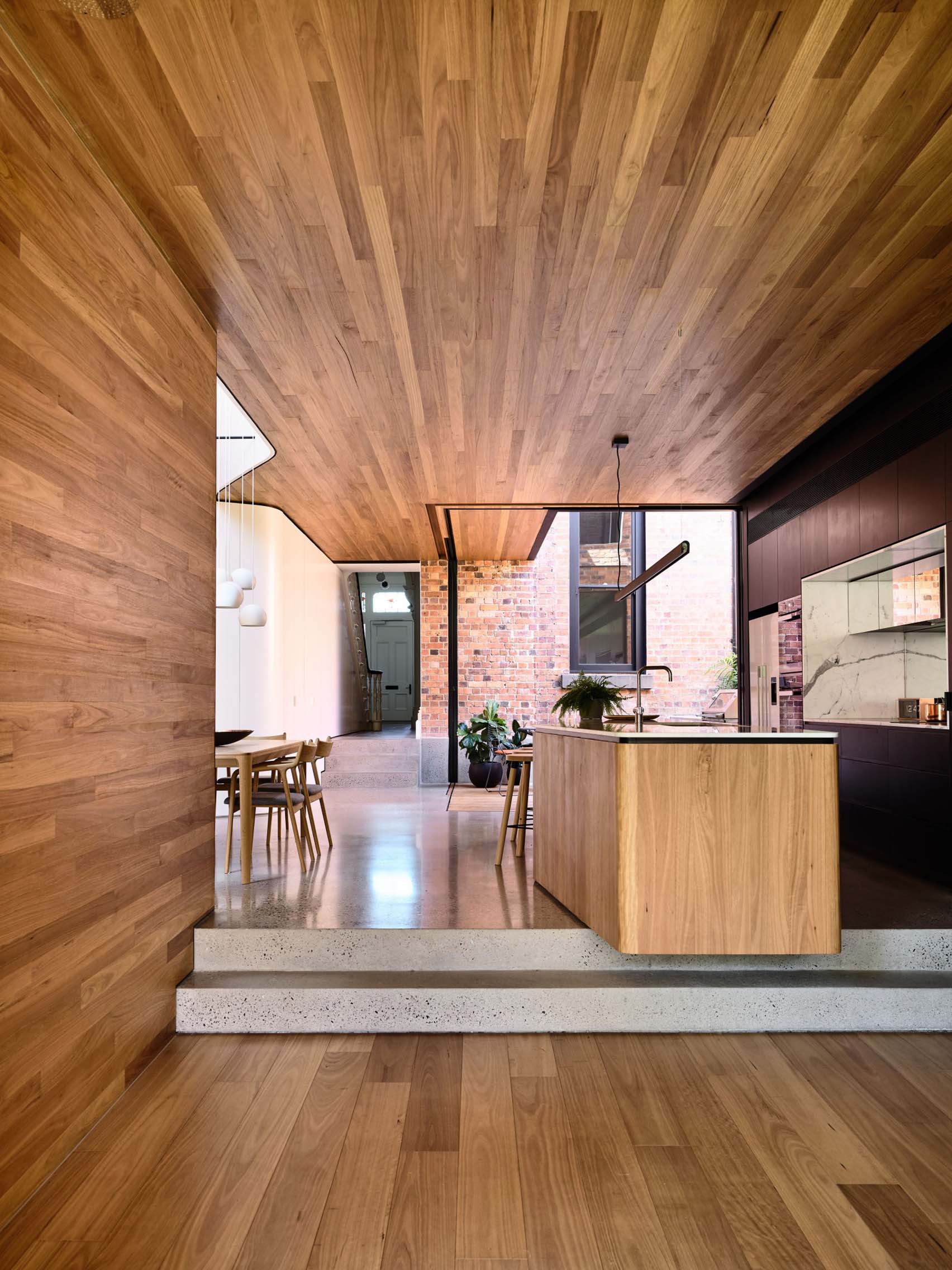 Matt Gibson Extends Melbourne Terrace With Glazed Kitchen Undercroft