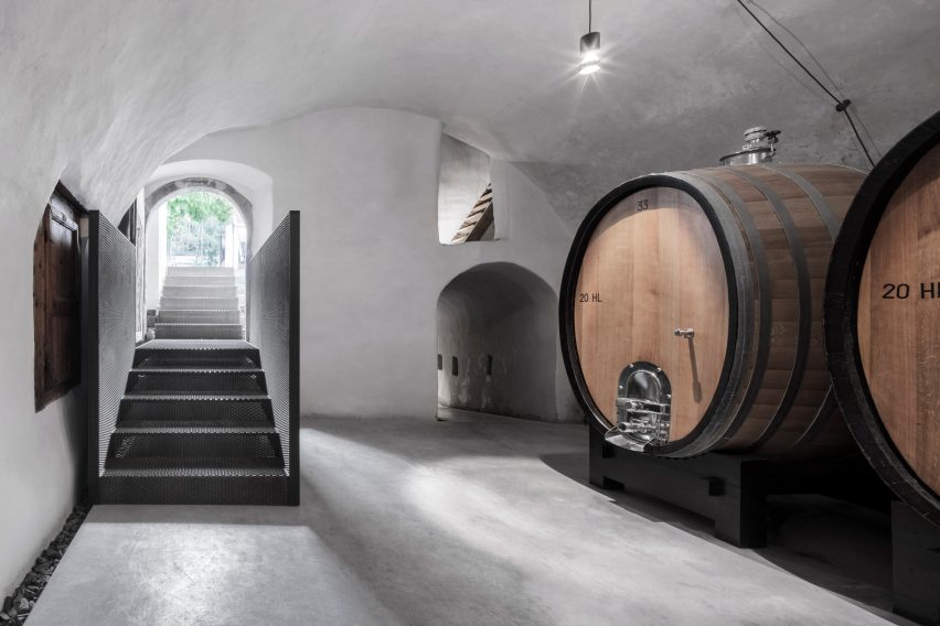 Pacherhof wine cellar by Bergmeisterwolf Architekten