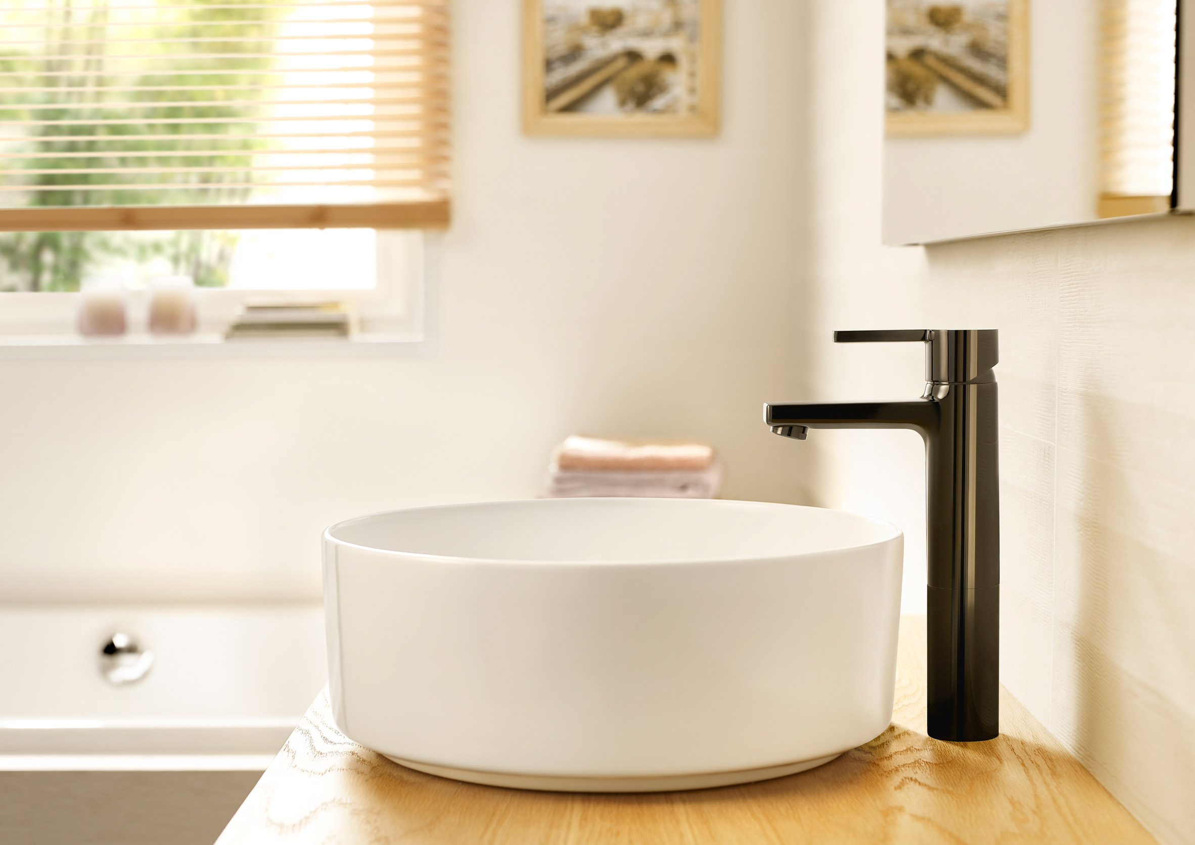 Roca launches bathroom collection made from Surfex