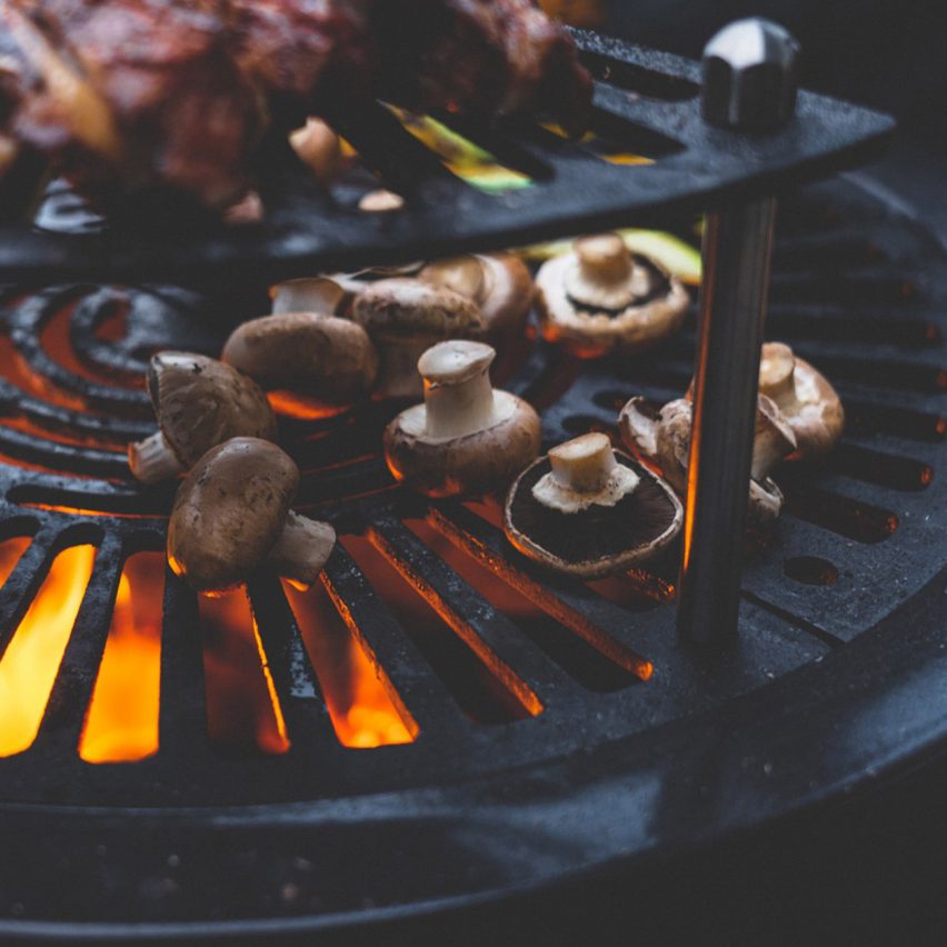 Multipurpose barbecue grill fire by Noori
