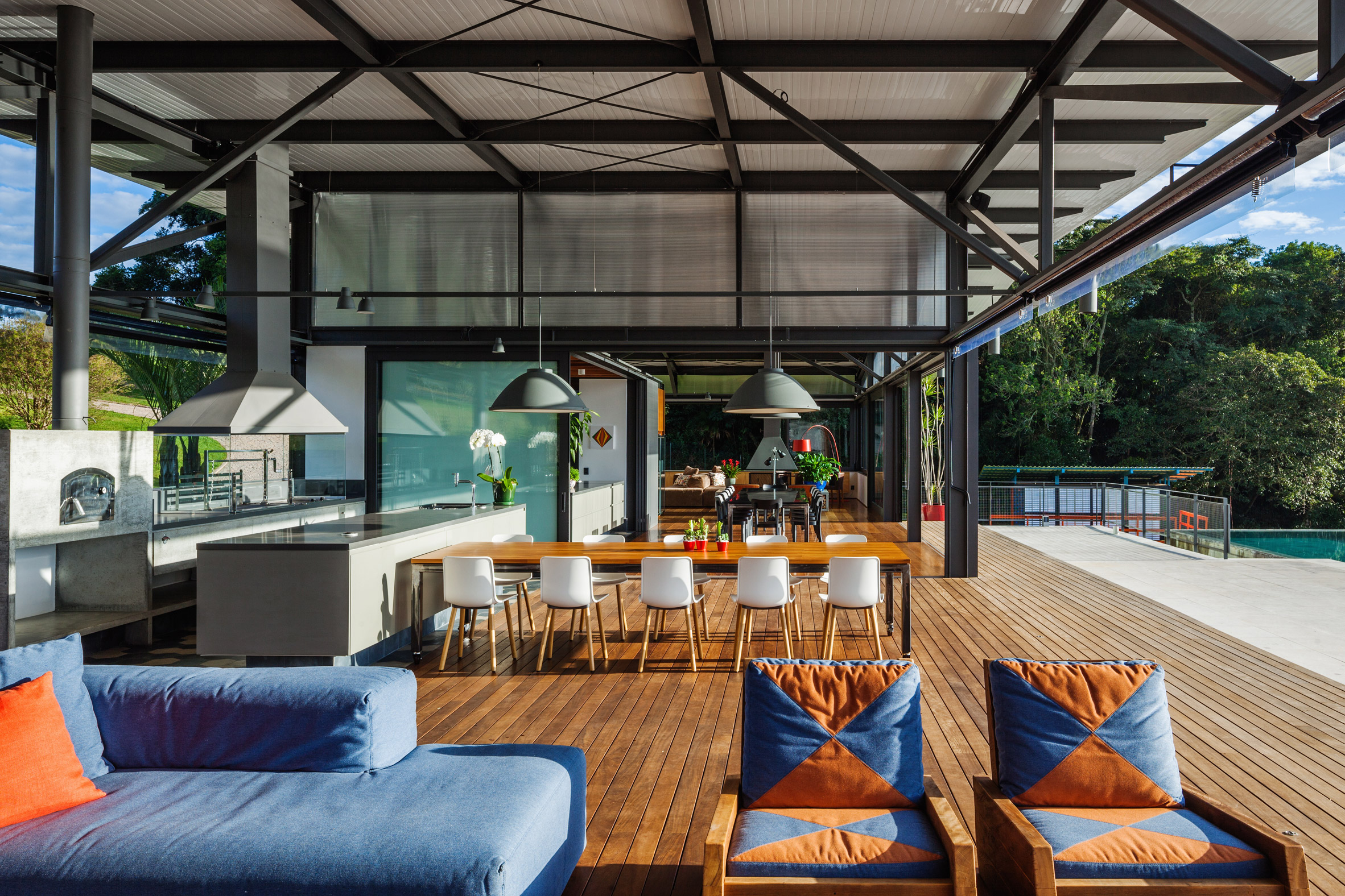 Piracaia Residence by Nitsche Arquitetos