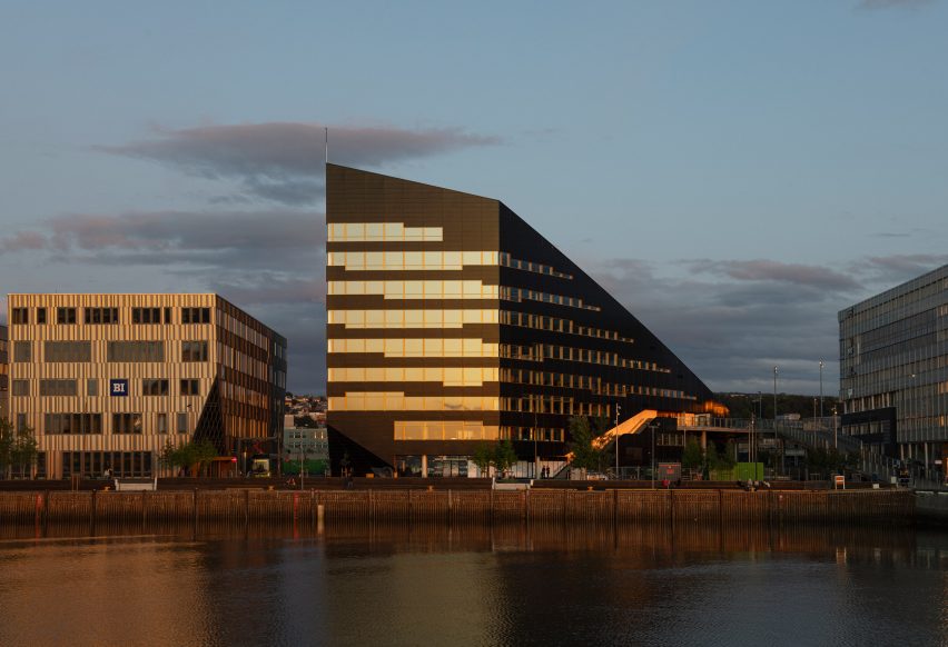 Powerhouse Brattørkaia sustainable office building in Tronheim by Snøhetta