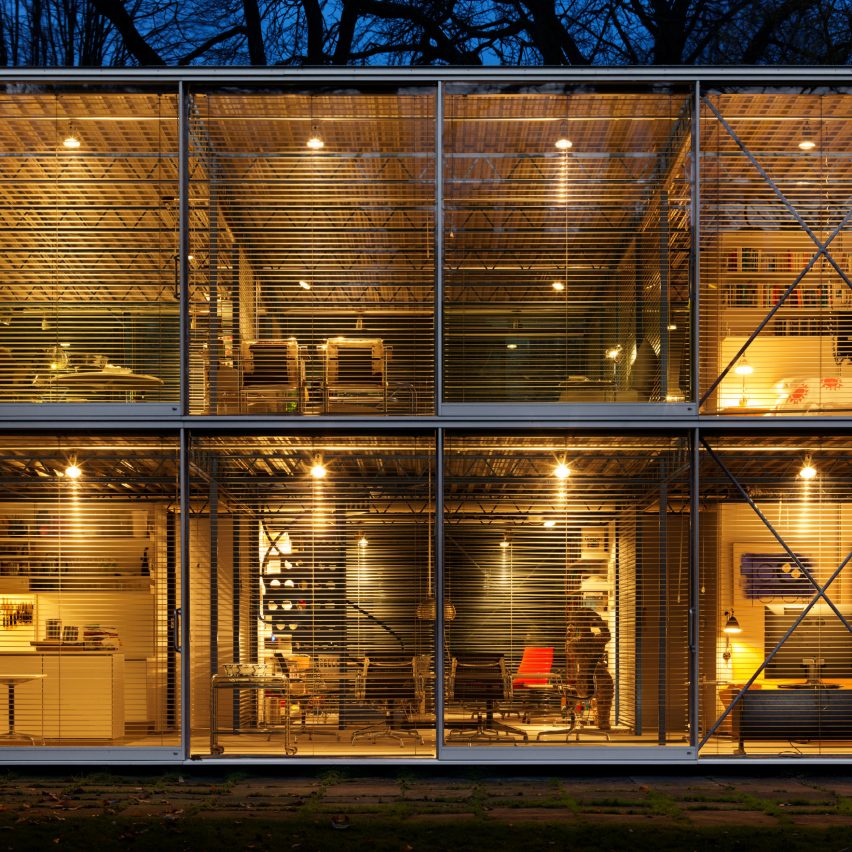 High-tech buildings: Hopkins House by Micheal and Patty Hopkins