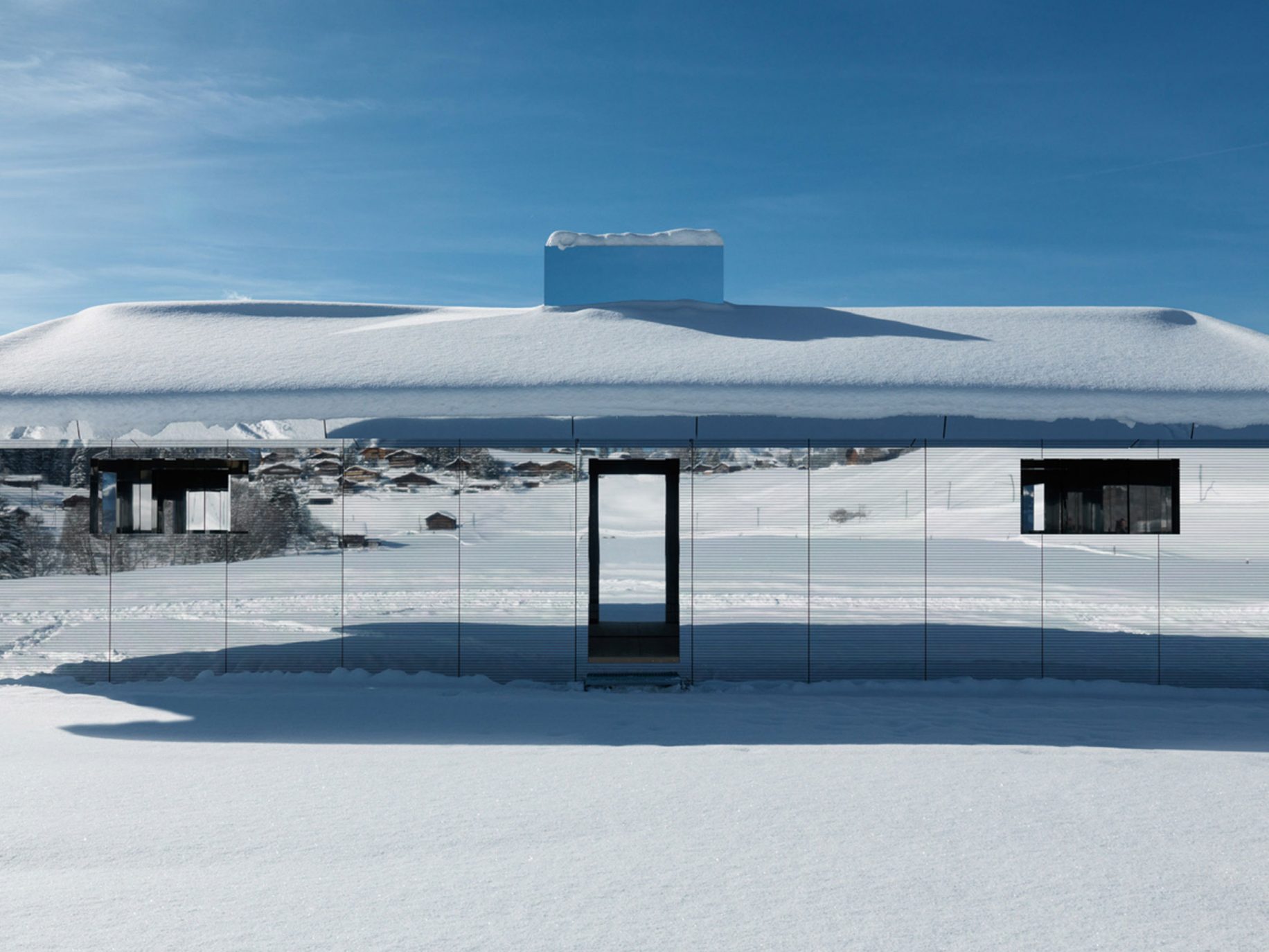 Doug Aitken Gstaad mirrored house installation