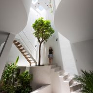 Ten atriums that brighten and expand residential spaces
