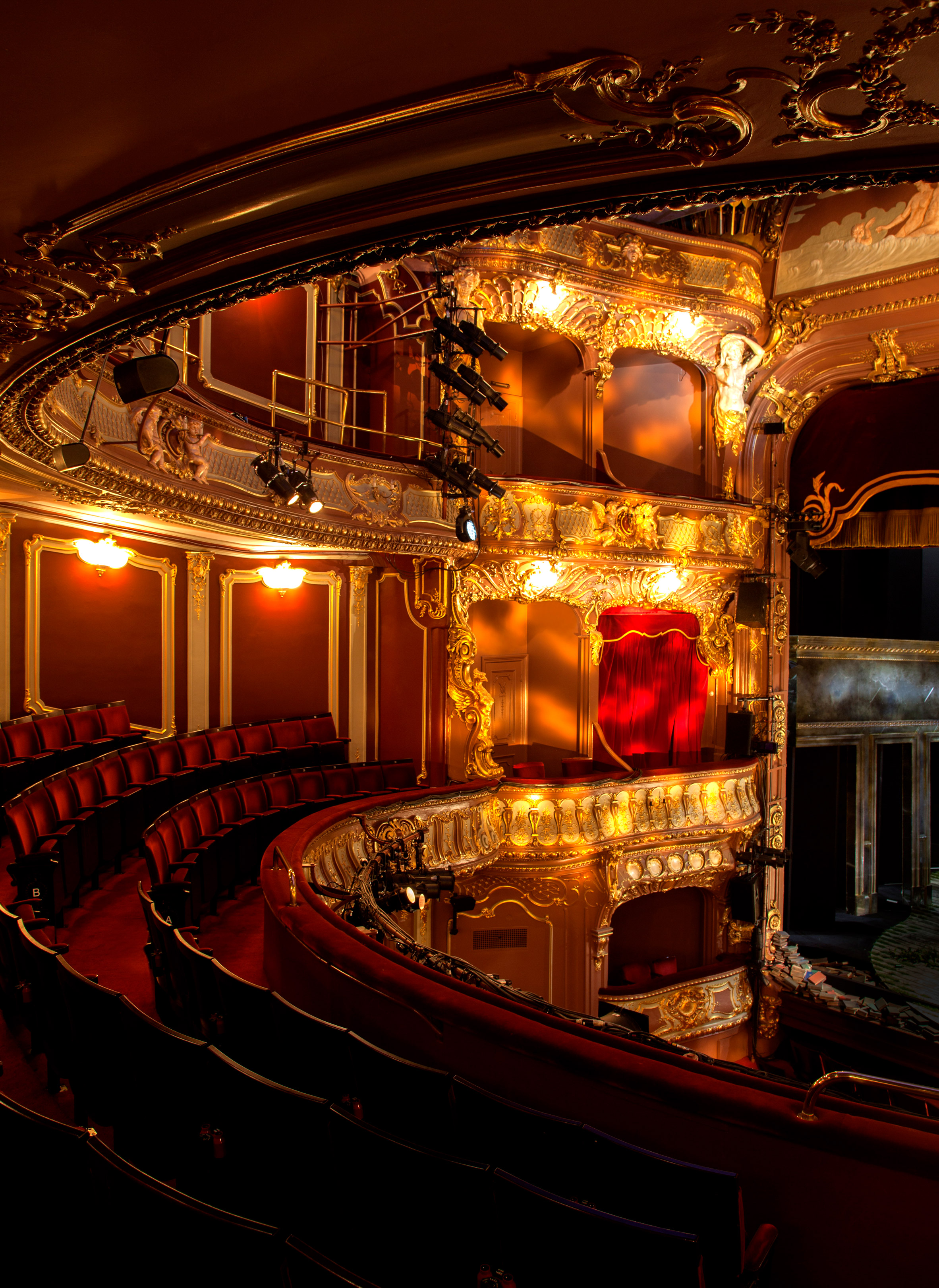 London's Great Theatres book by Simon Callow and Derry Moore for Prestel