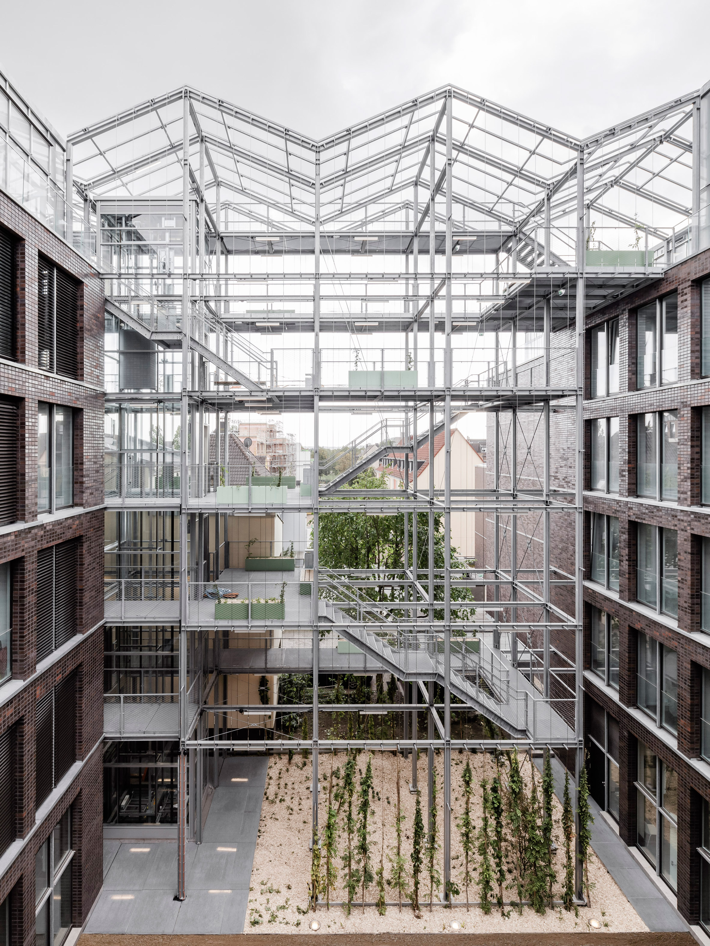Rooftop Greenhouse offices by Kuehn Malvezzi
