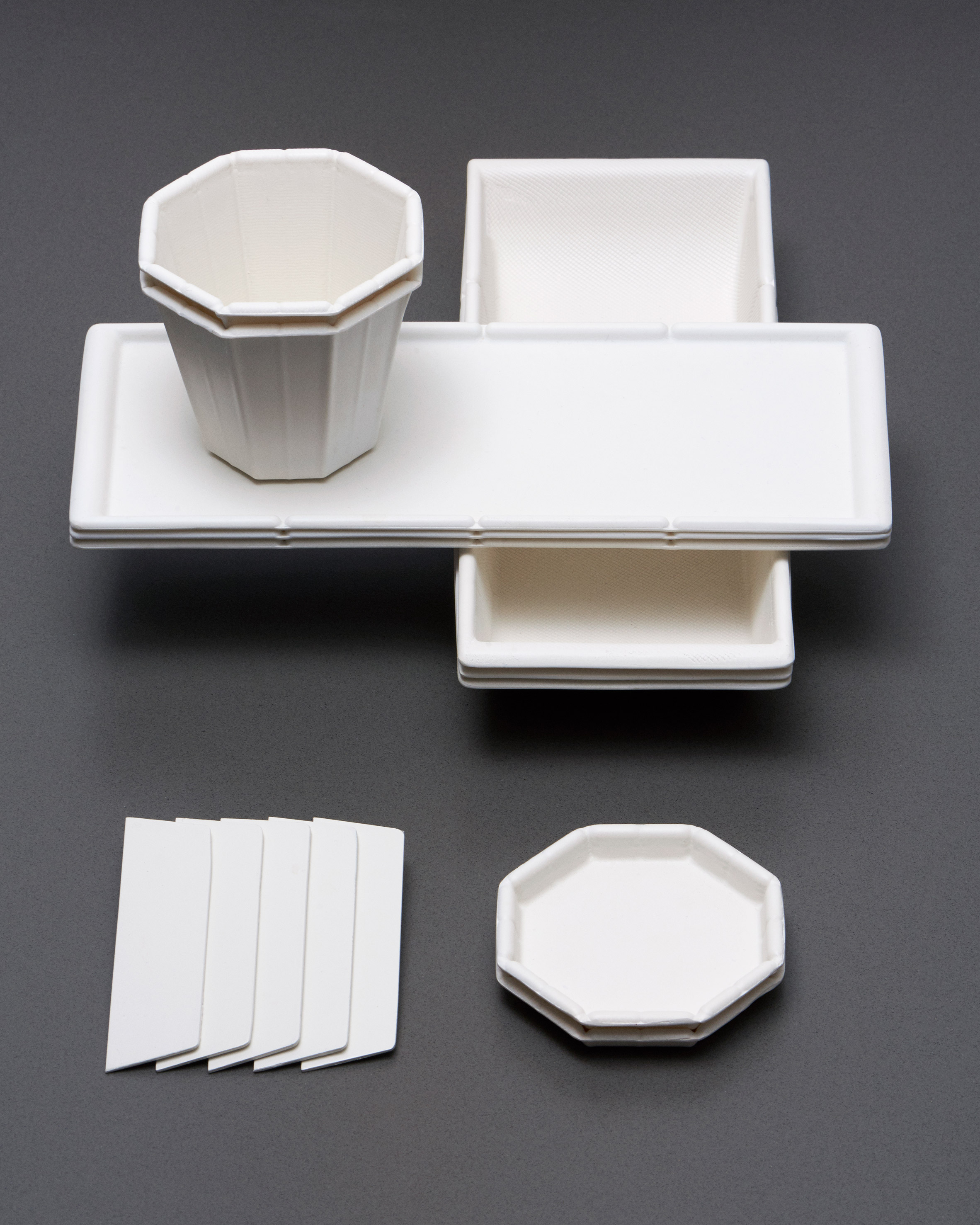 Anna Piasek makes Bento-style cellulose packaging for takeaway food