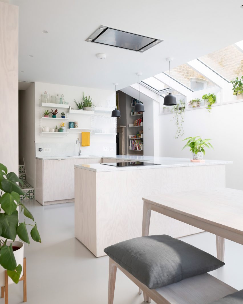 A Brockley Side London house extension and renovation by CAN
