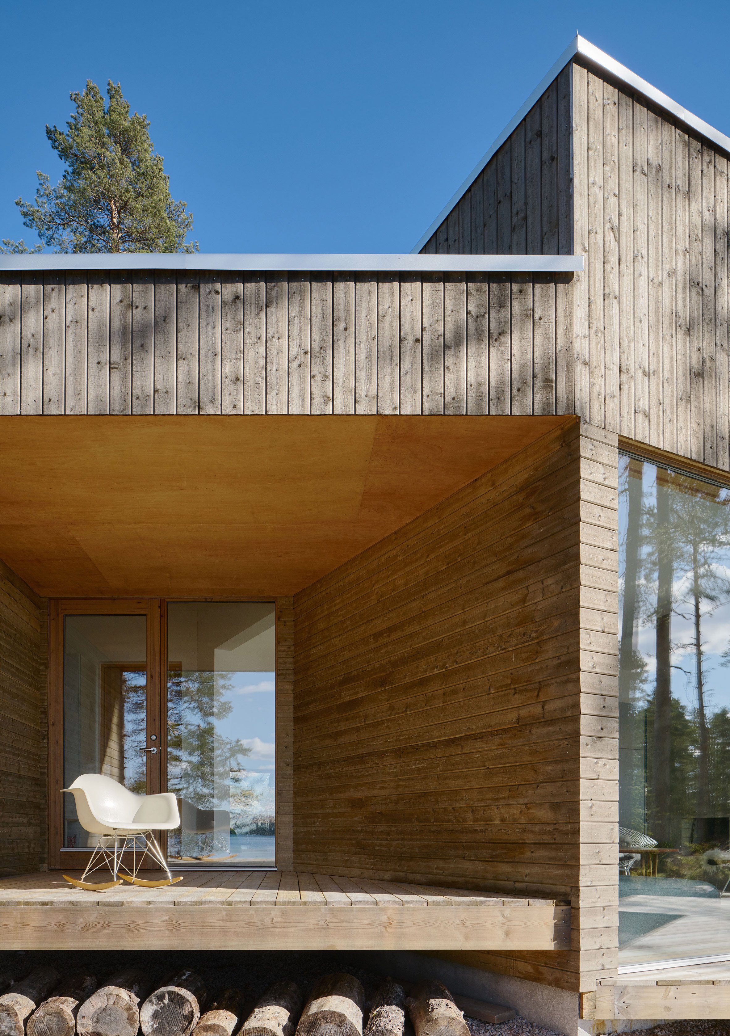 Dalarna House by Dive Architects
