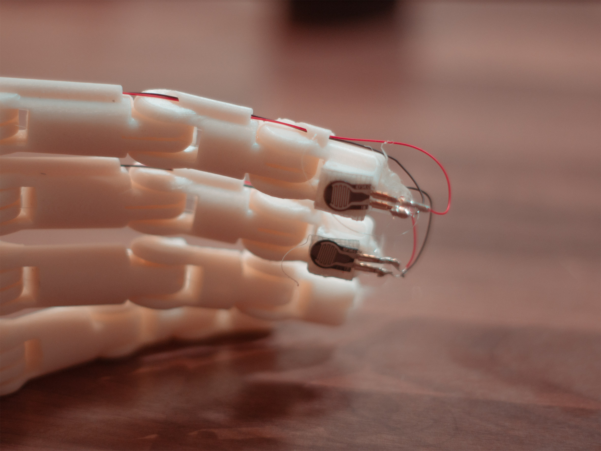 Lorenzo Spreafico's 3D-printed prosthetic gives tactile feedback at low cost