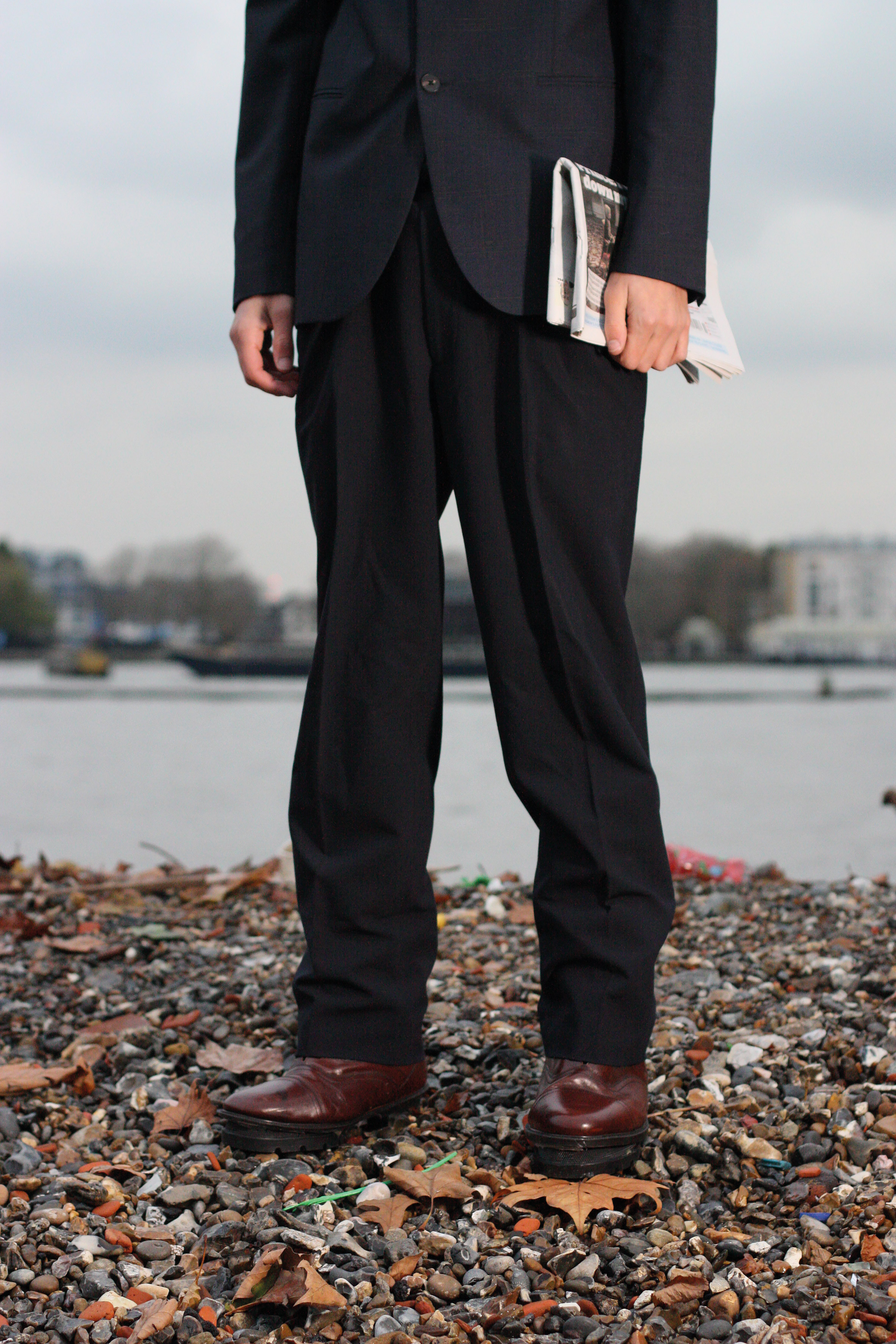 Nicholas Bennett designs flood-proof commuter suit for rising sea levels