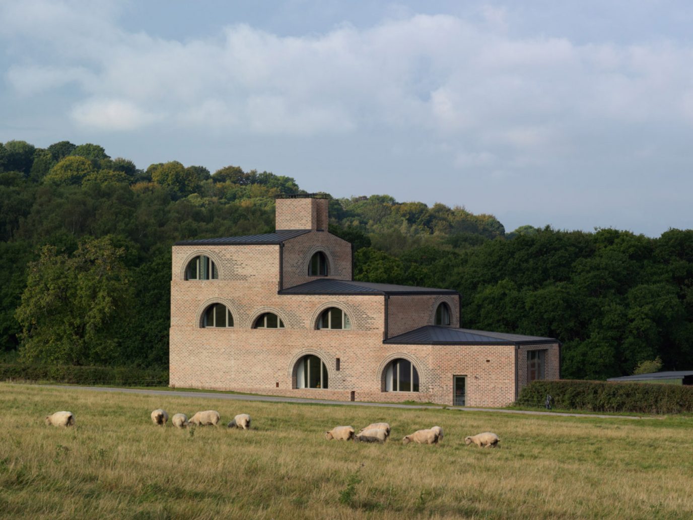 Nithurst Farm by Adam Richards in England, UK