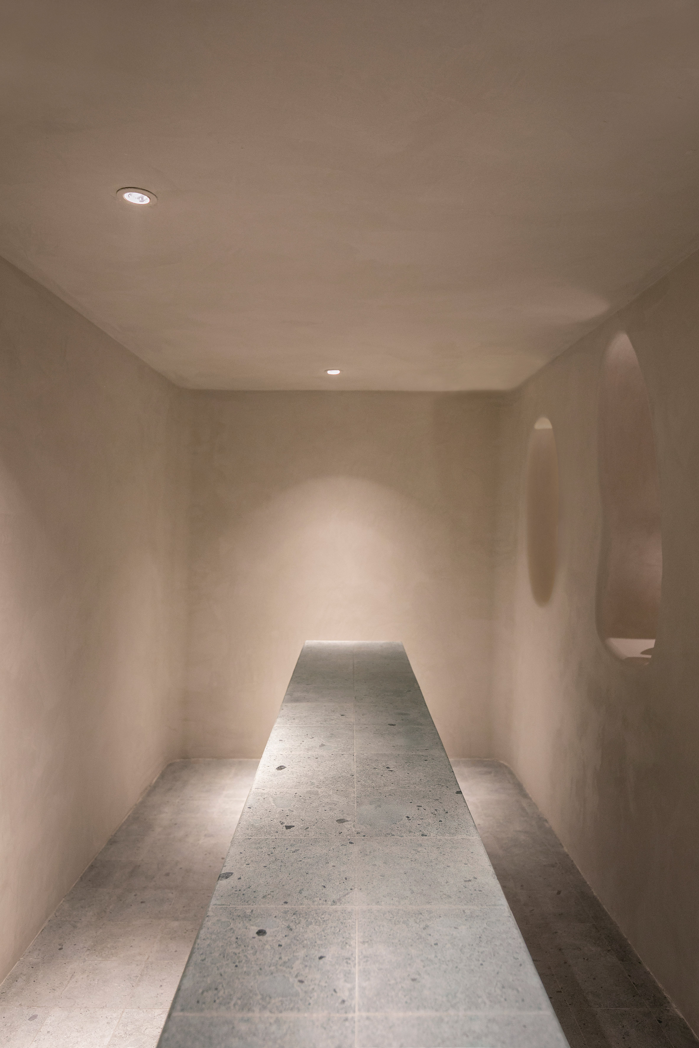 Single Person gallery in Shanghai by Offhand Practice