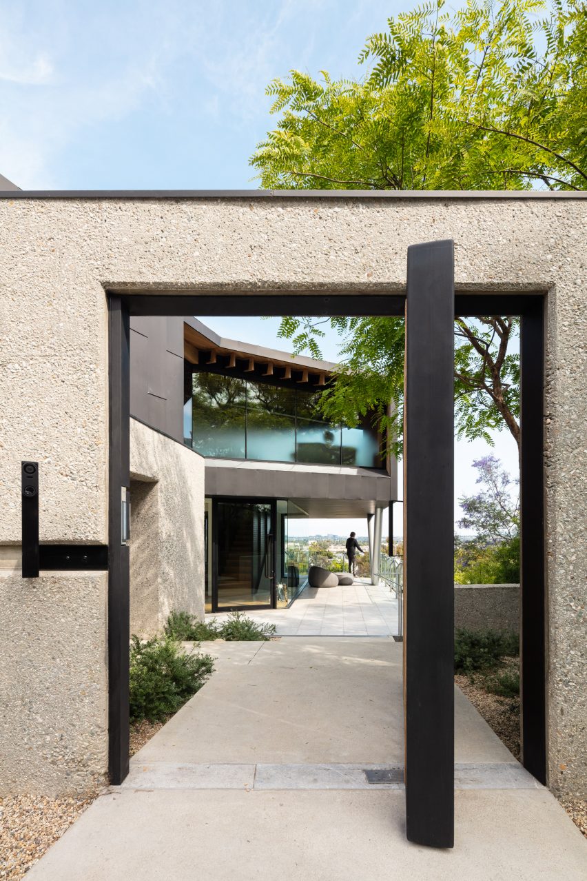 Clive Wilkinson West Los Angeles Residence