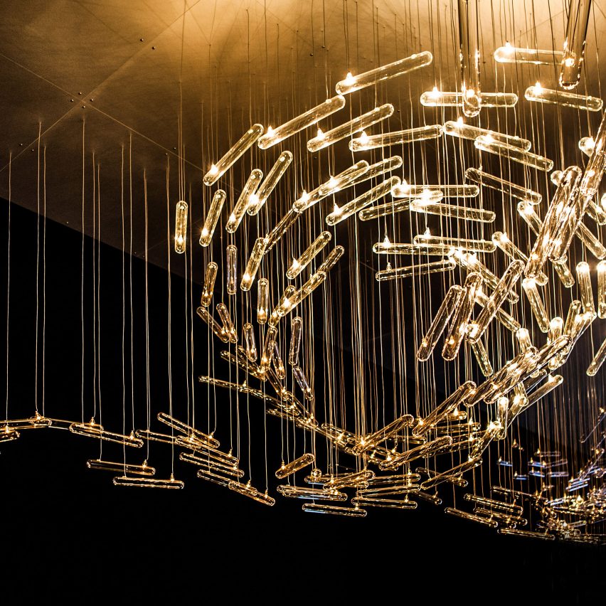 Studio Drift exhibits interactive works based on birds and dandelions in San Francisco