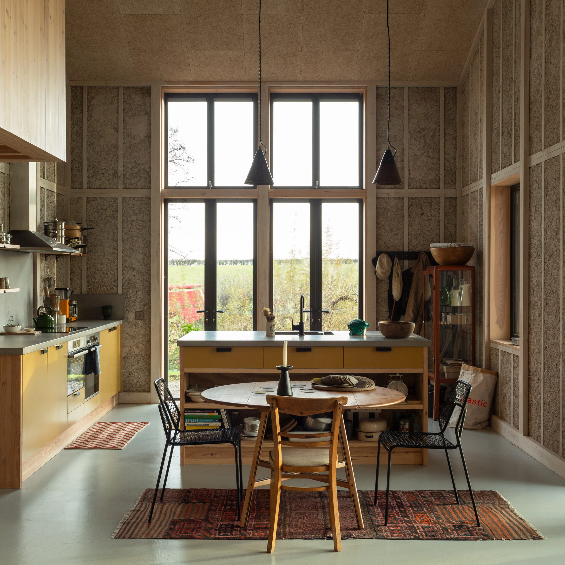 Flat House on Margent Farm, Cambridgeshire by Practice Architecture