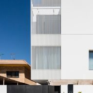 House in Mishref by Studio Toggle