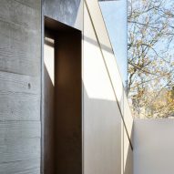 Kenwood Lee House by Cousins & Cousins (RIBA house of the year longslist)