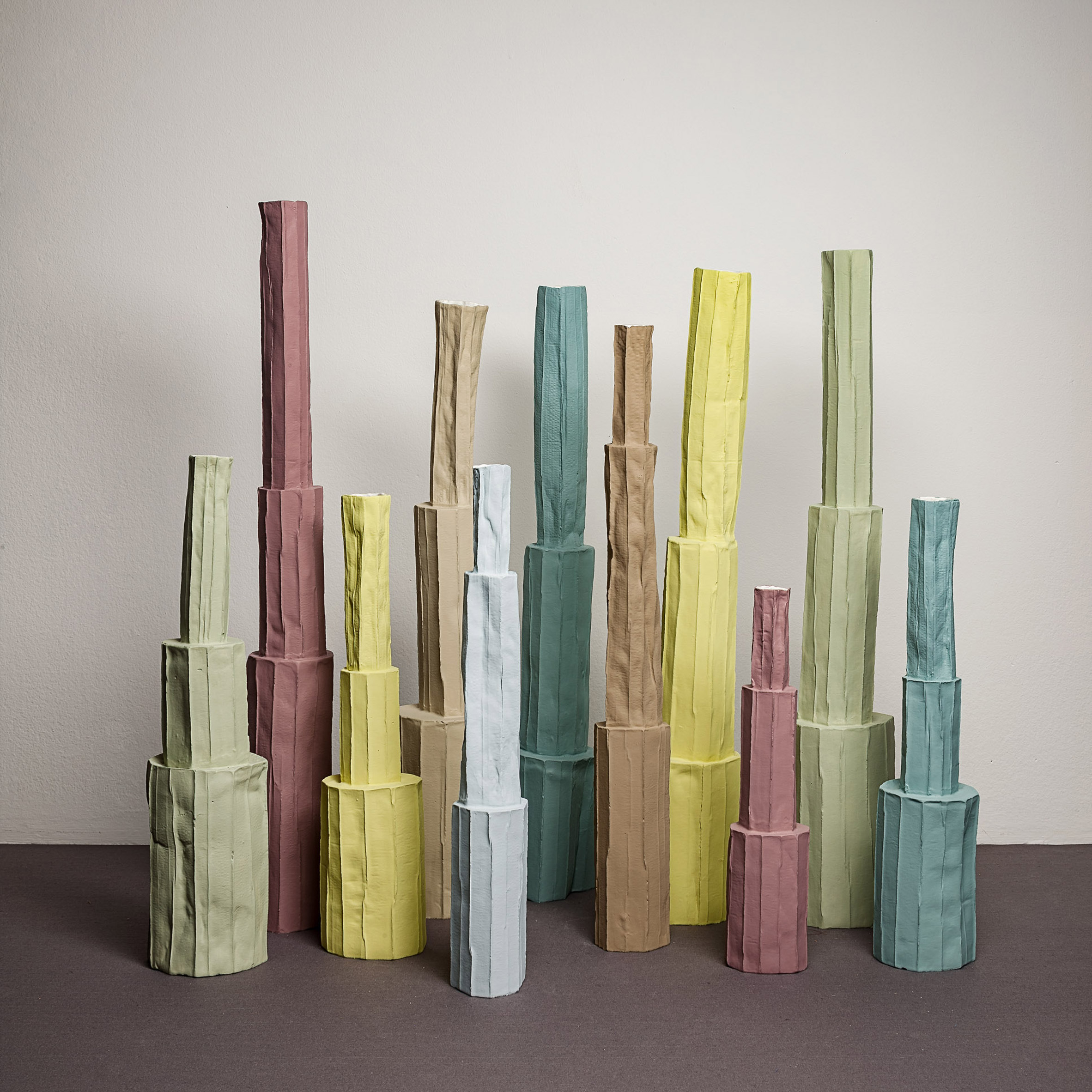 Pistilli paper clay ceramics by Paola Paronetto