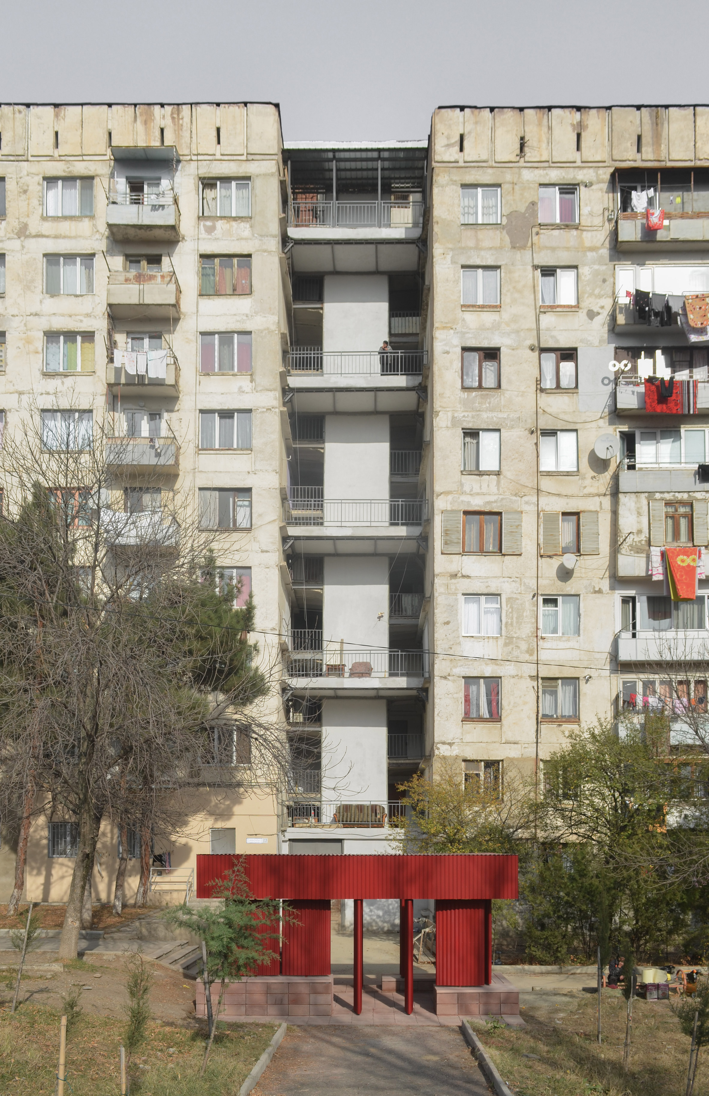 Movable Red Metal Panels Adapt Neighbourhood 8 23 Vi Pavilion In Tbilisi