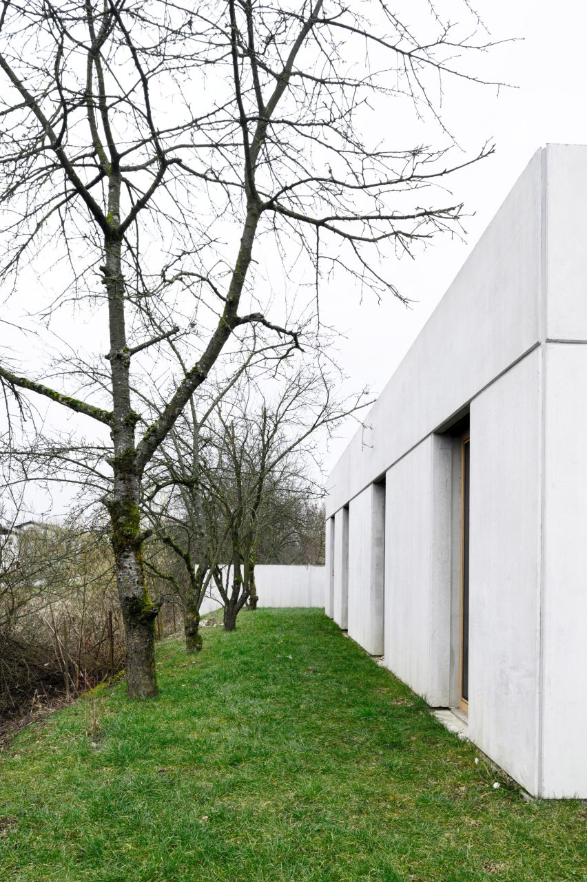House for a ceramic designer by Arhitektura d.o.o.