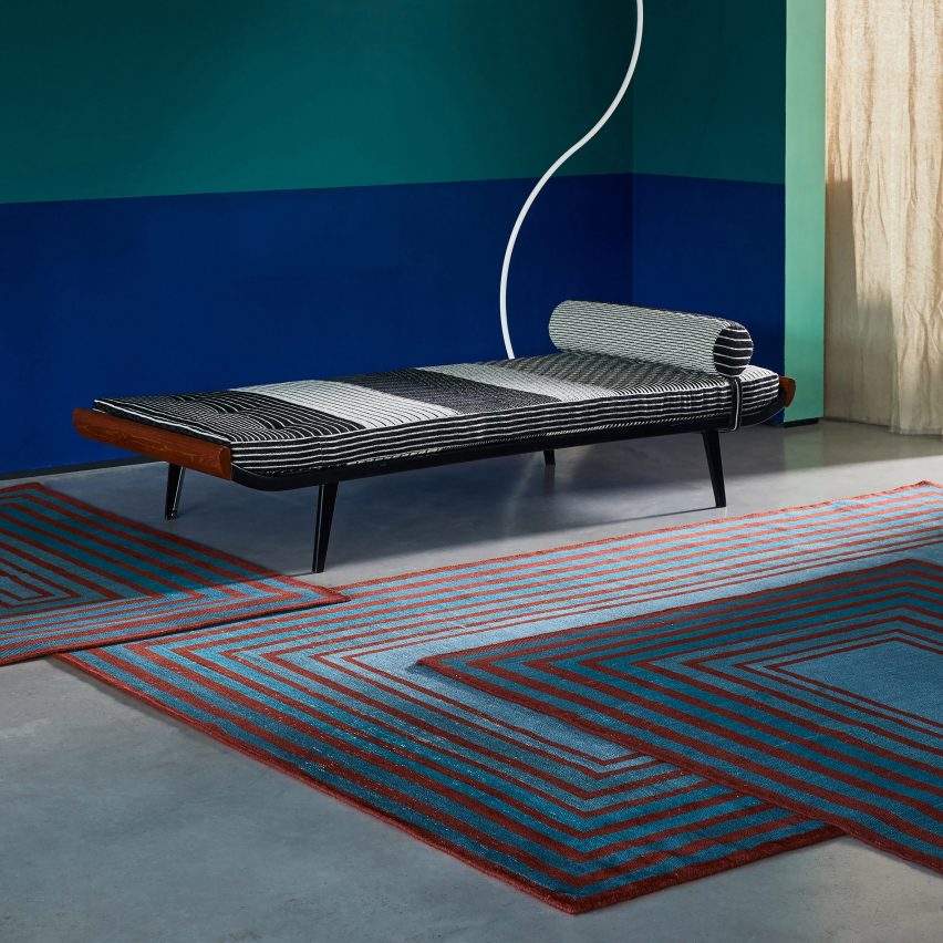Sebastian Wrong's modular rugs can be connected into an "endless field"