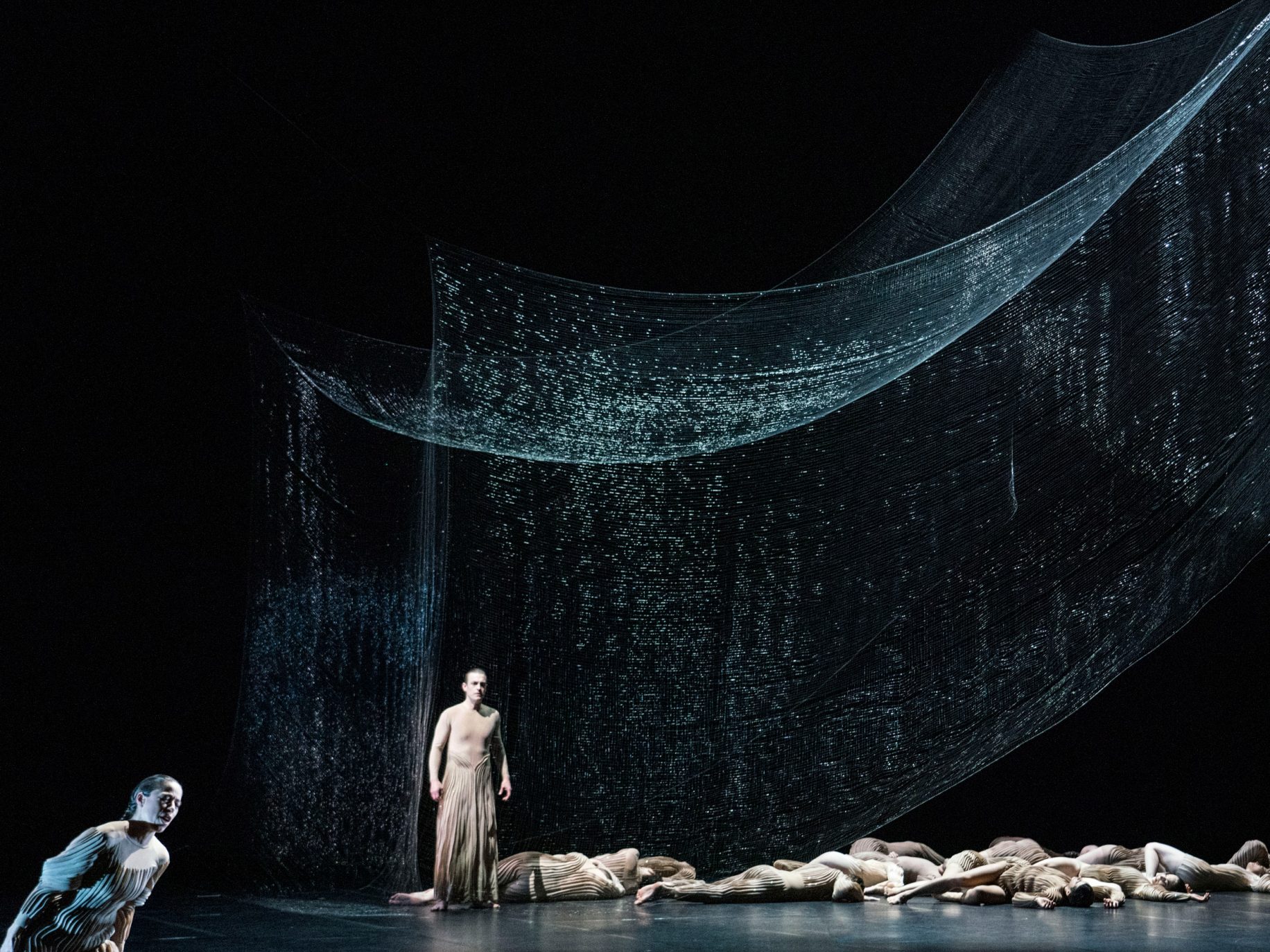 Studio Drift creates dramatic shifting Ego sculpture for Dutch opera L'Orfeo