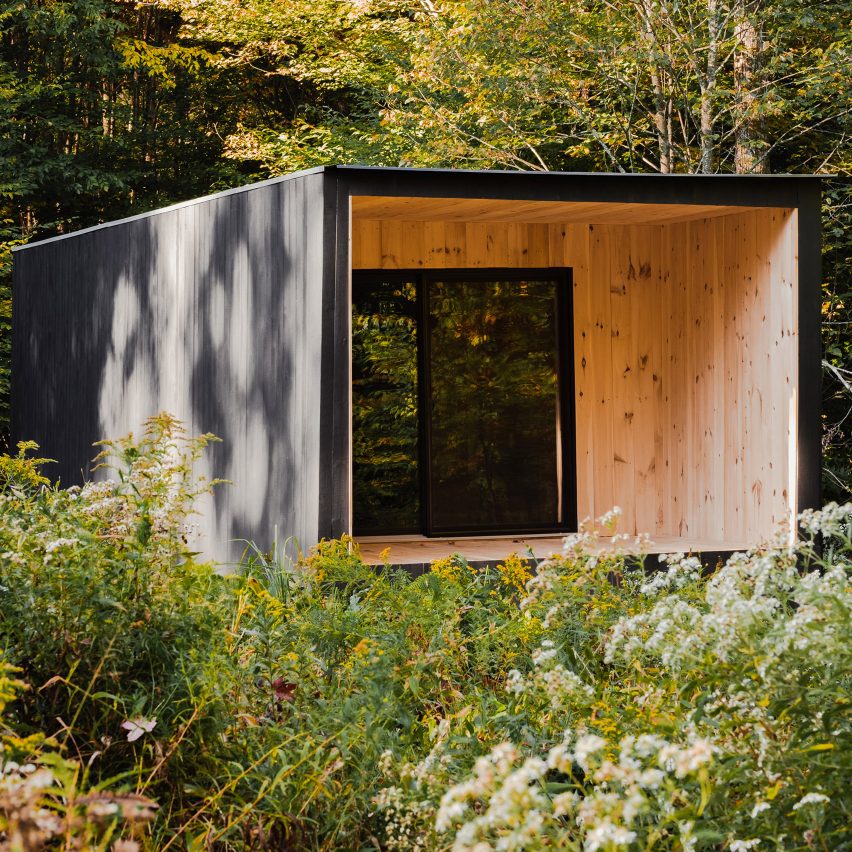 Edifice by Marc Thorpe is a black off-the-grid cabin in Upstate New York
