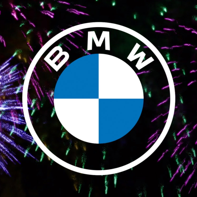 BMW unveils flat logo