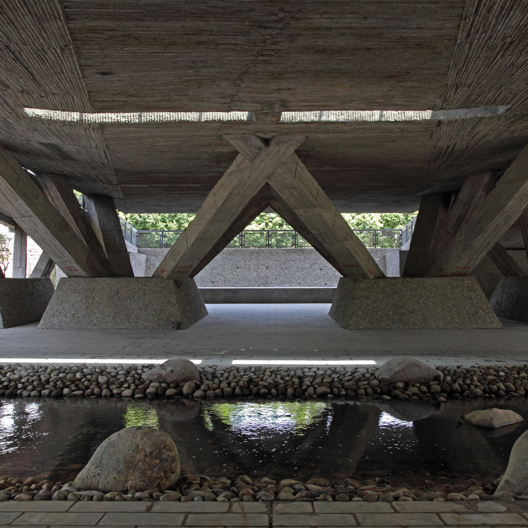 Memorial Hall of Long March of the Red Army by Atelier FCJZ from Chinese Brutalism Today