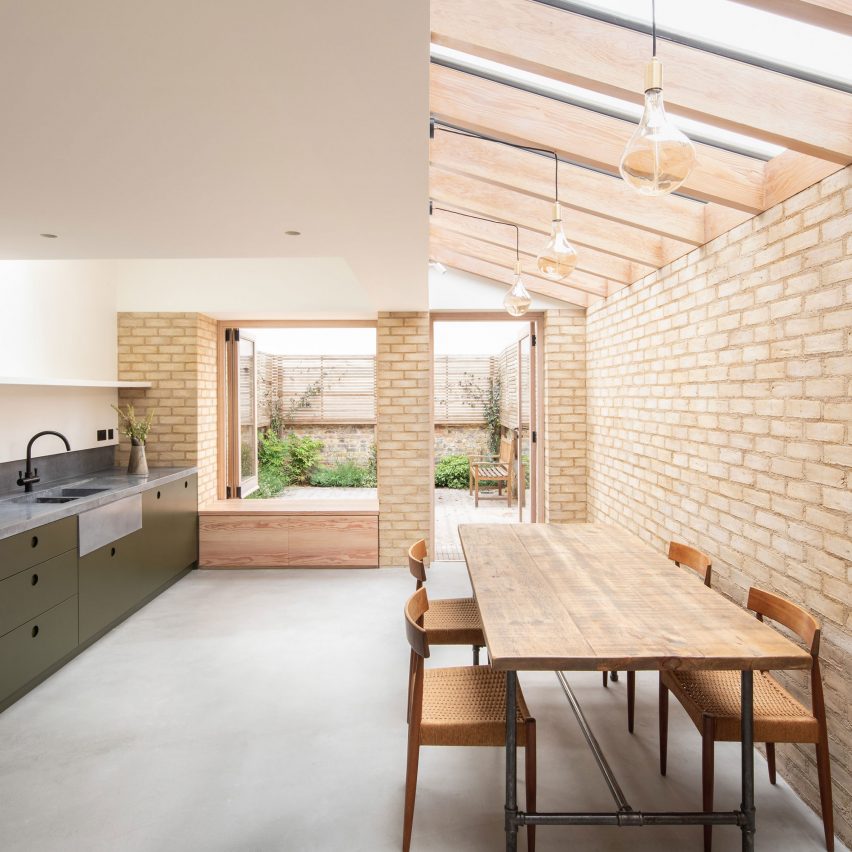 Vestry Road house extension by Oliver Leech Architects kitchen