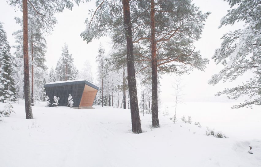 Arctic Sauna Pavilion by Toni Yli-Suvanto Architects