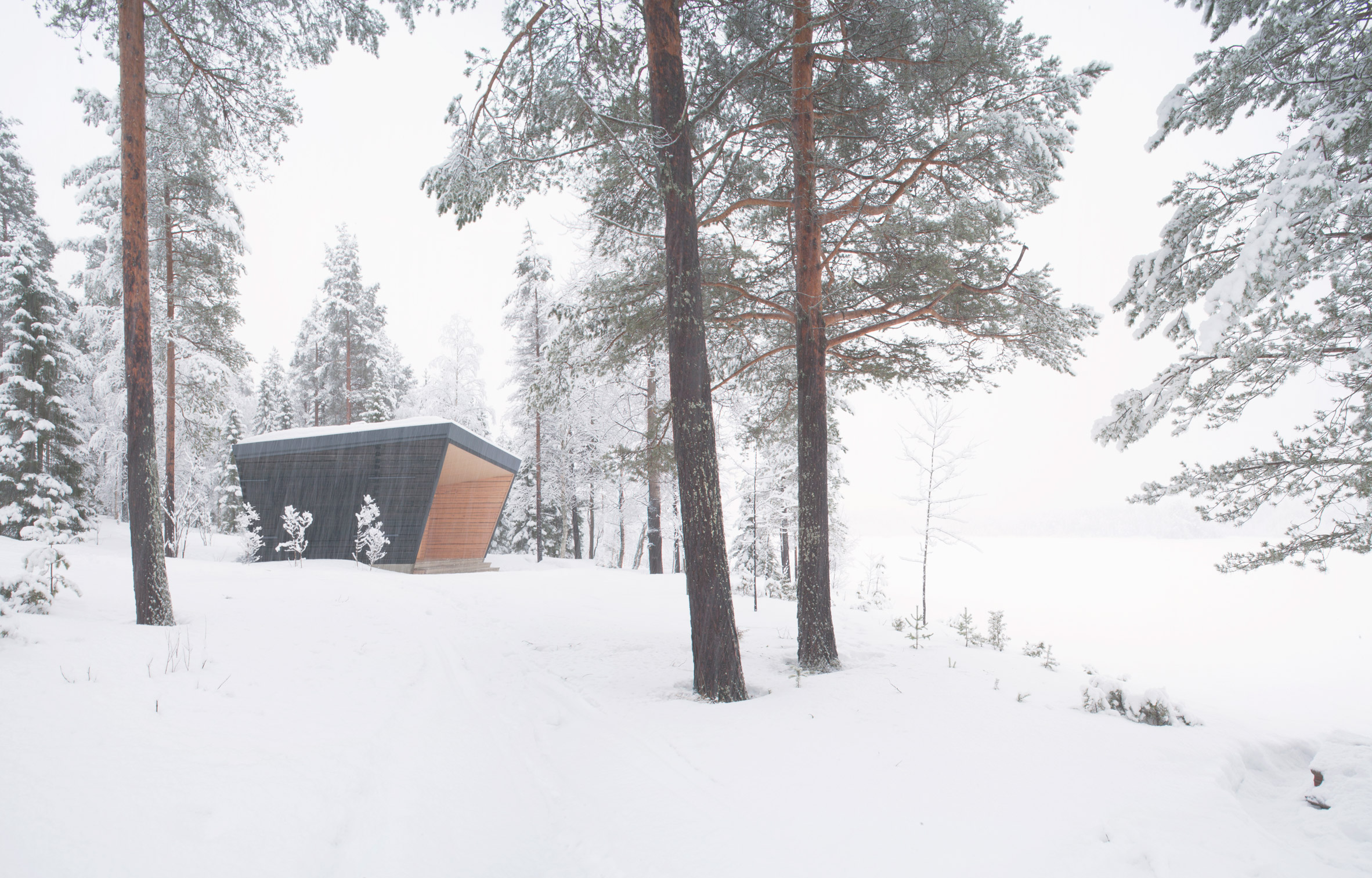 Arctic Sauna Pavilion by Toni Ily-Suvanto Architects