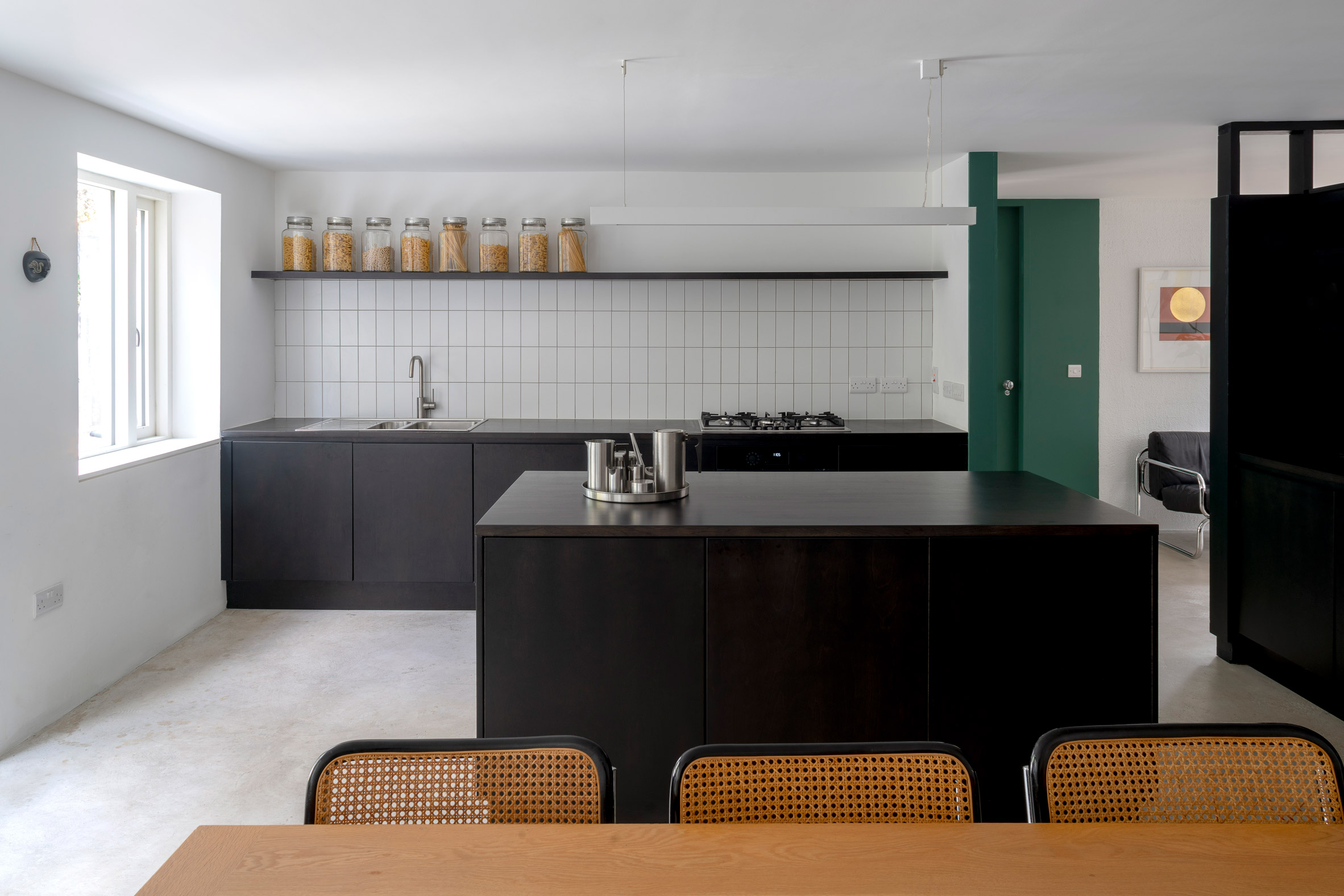 Avenue Road warehouse conversion by Clancy Moore Architects kitchen