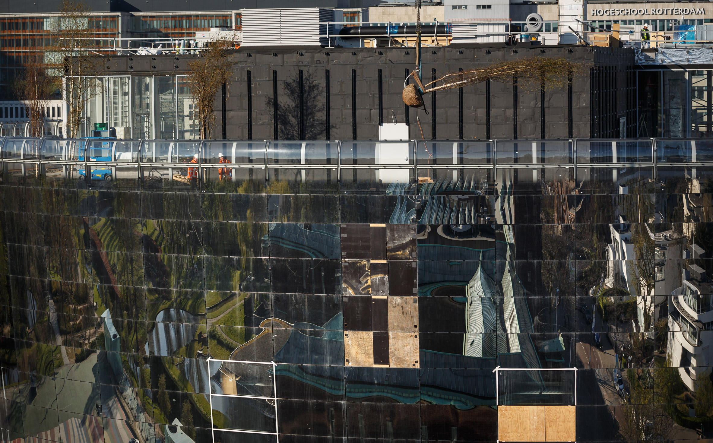 Depot Boijmans Van Beuningen by MVRDV mirrored facade