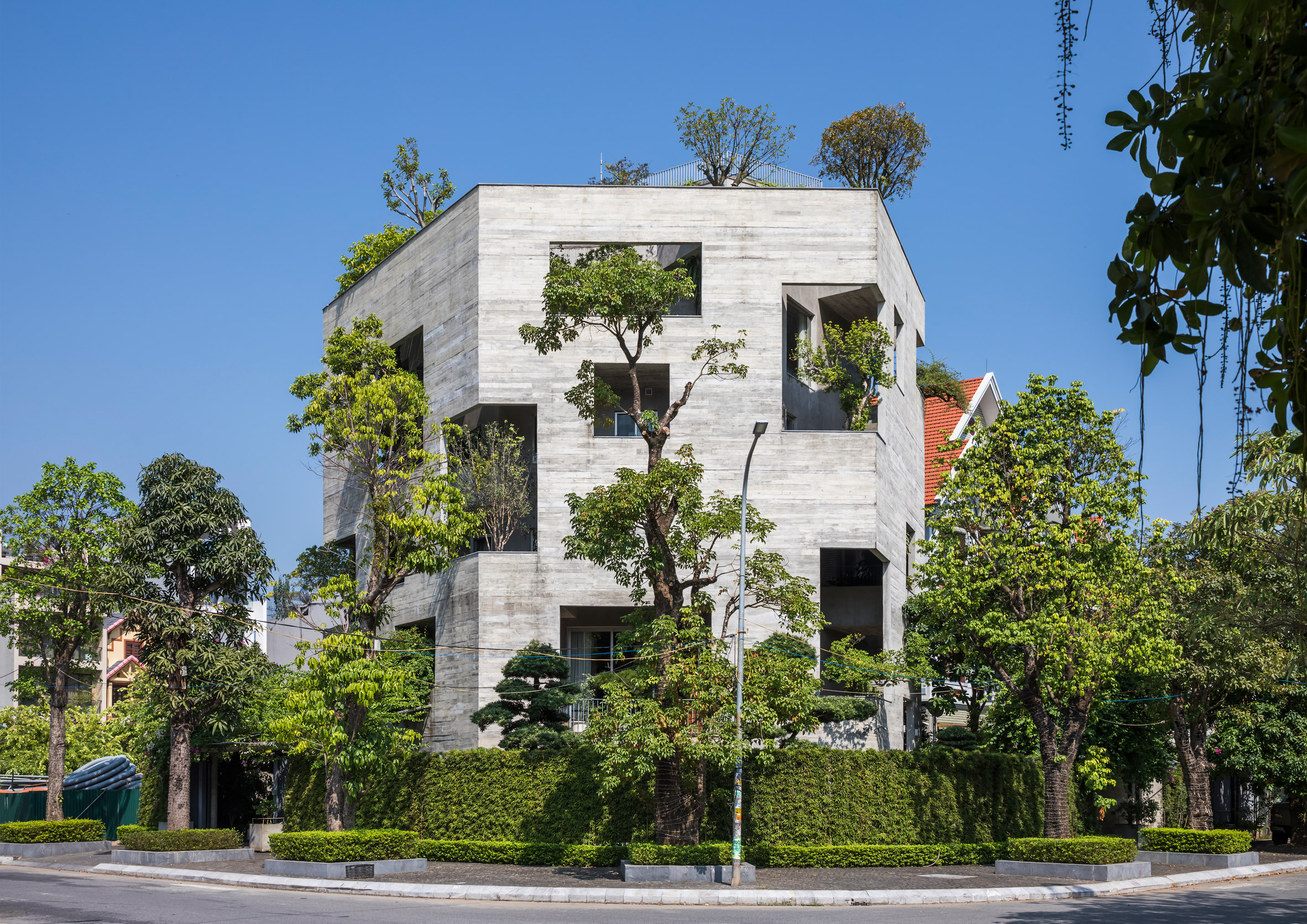Ha Long Villa by Vo Trong Nghia Architects