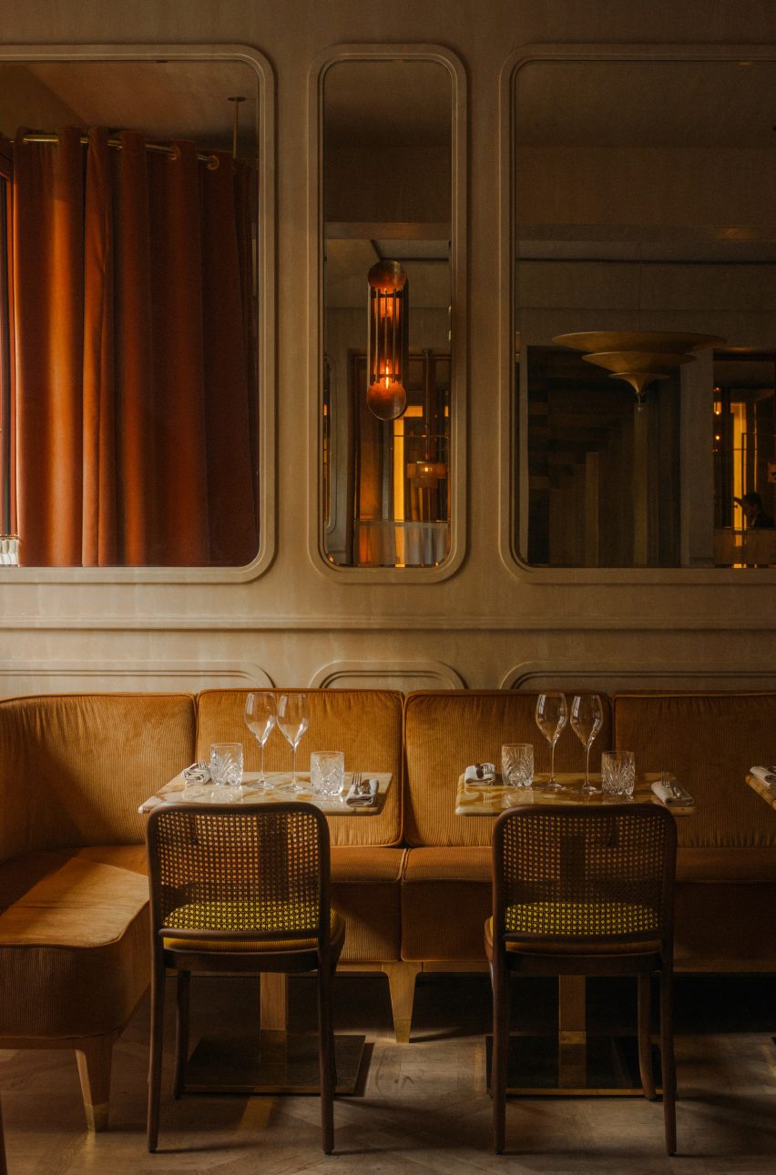 Nolinski restaurant in Paris, designed by John Whelan