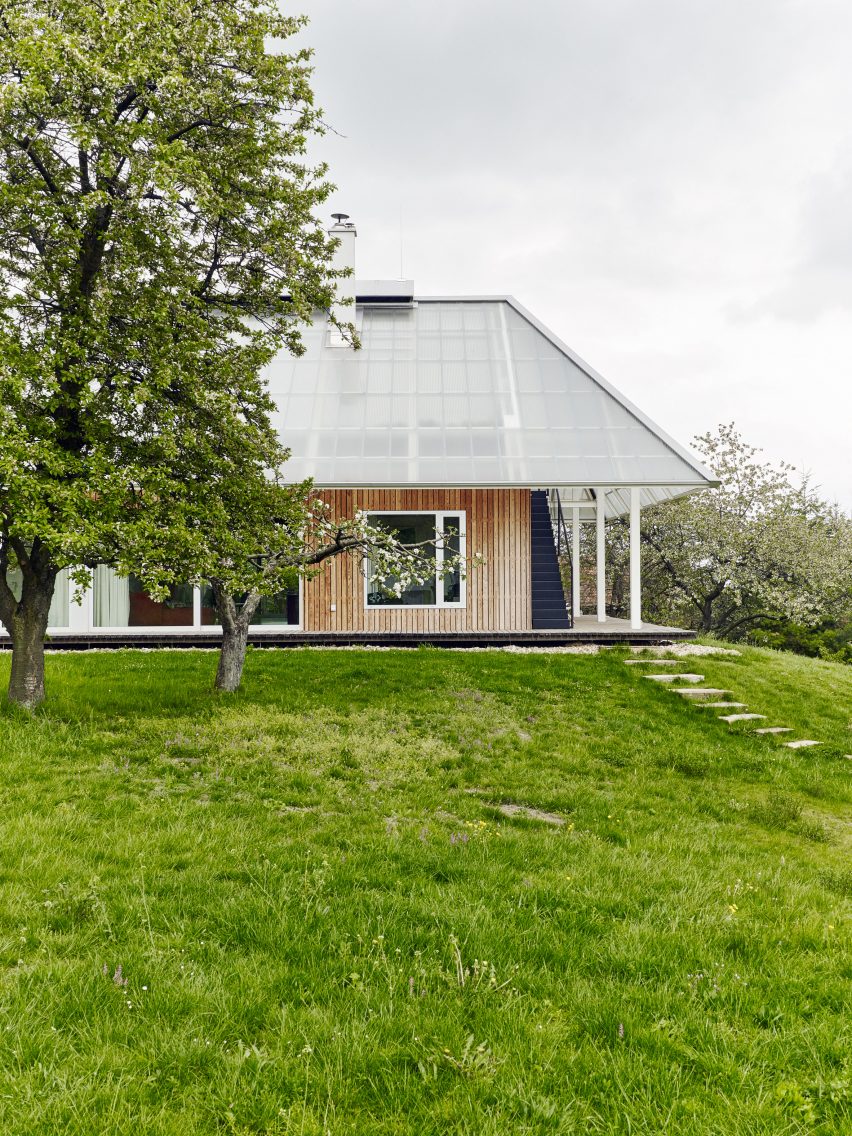 House with a greenhouse in Chlum, Czech Republic, by RicharDavidArchitekti
