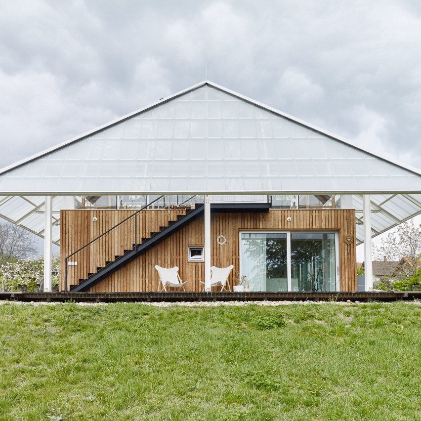 House with a greenhouse in Chlum, Czech Republic, by RicharDavidArchitekti