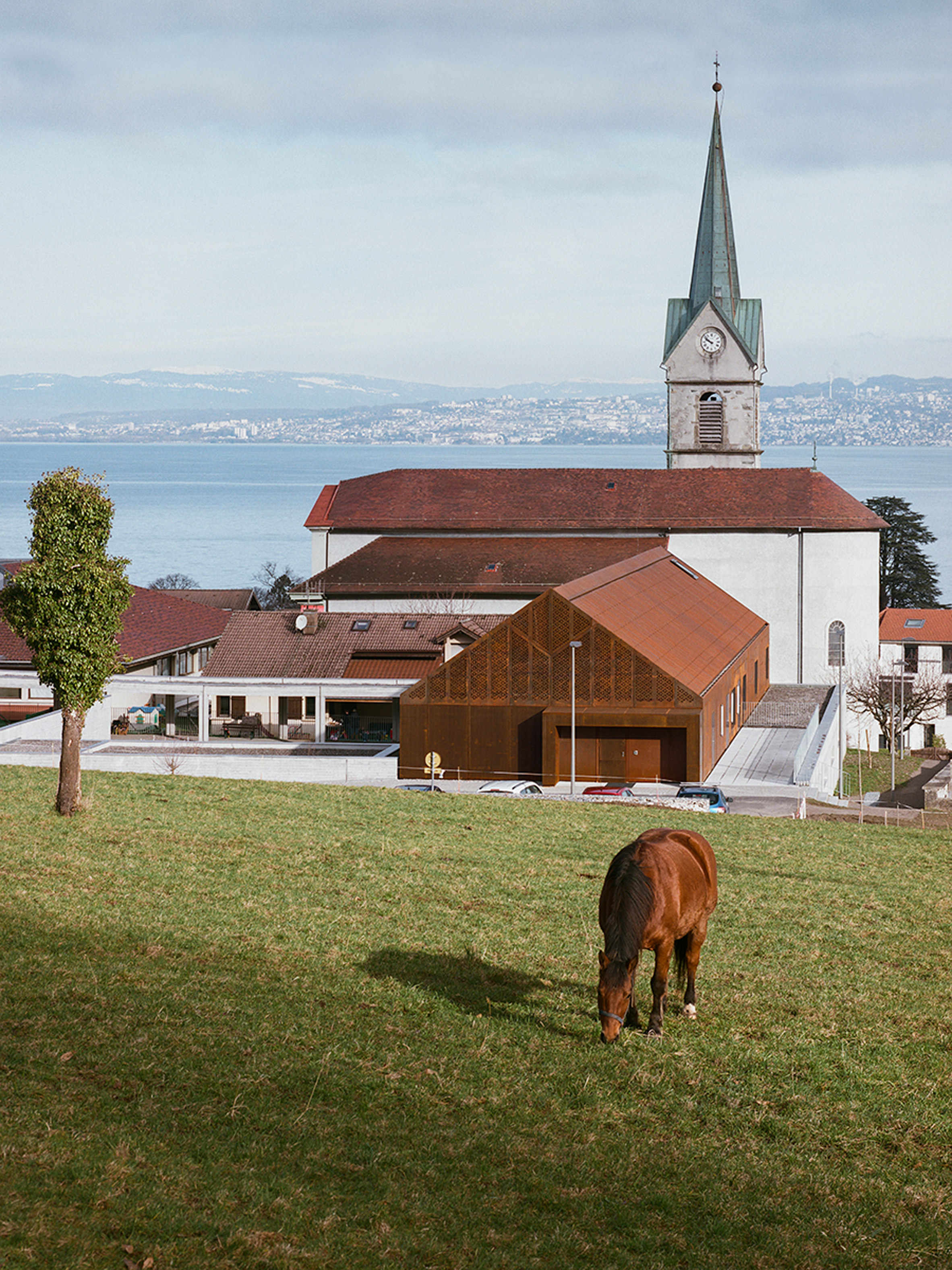 School in Lugrin on Lake Leman by Ateliers o-s architectes
