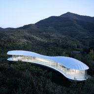 Gad Line+ Studio perches white cloud-like pavilion to overlook sacred mountain in China