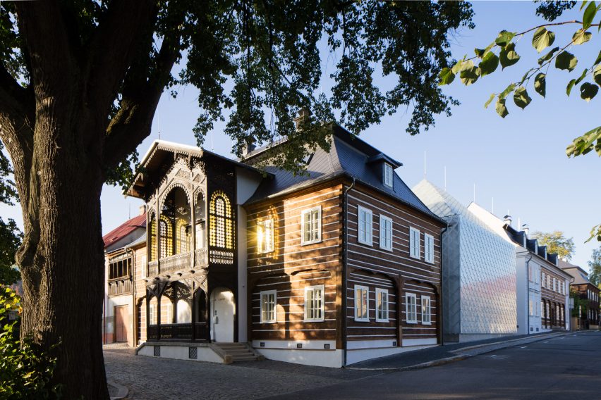 Headquarters of Lasvit Glass Company in NovÃ½ Bor, Czech Republic, by Ov-a Architekti Studio