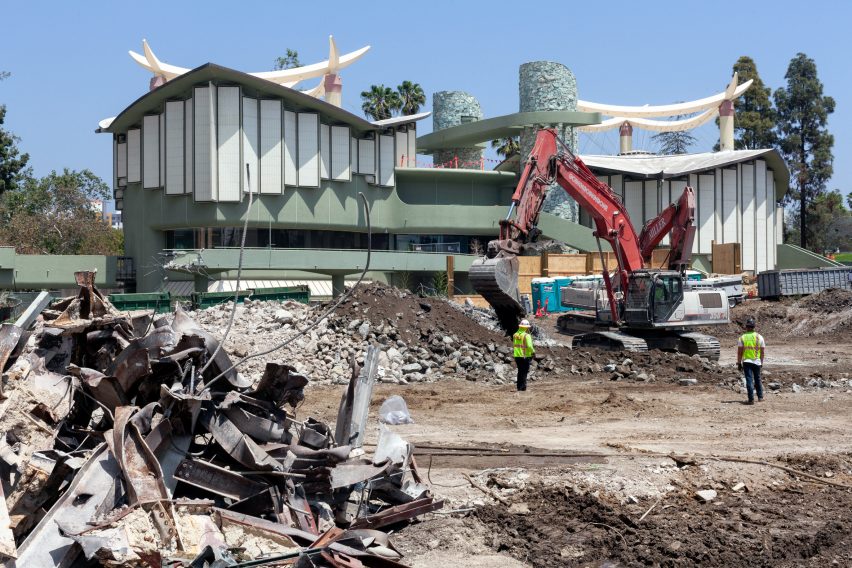 Photography reveals demolition of LACMA buildings during coronavirus pandemic