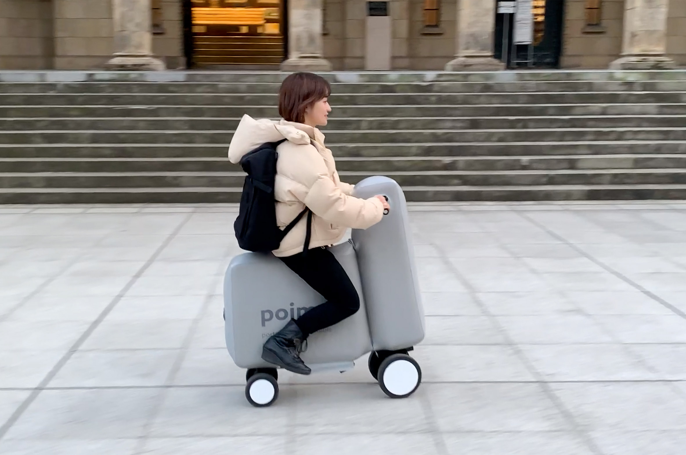 Poimo is an inflatable electric scooter that can be transported inside a backpack