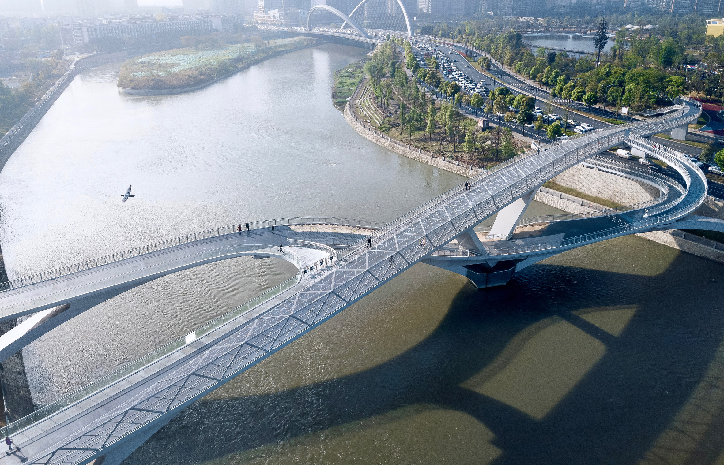 Wuchazi Bridge in Chengdu by architects Tom Wünschmann, Achim Kaufer, Wei Cai and Philipp Buschmeyer and Chinese design institutes SADI and JDTM