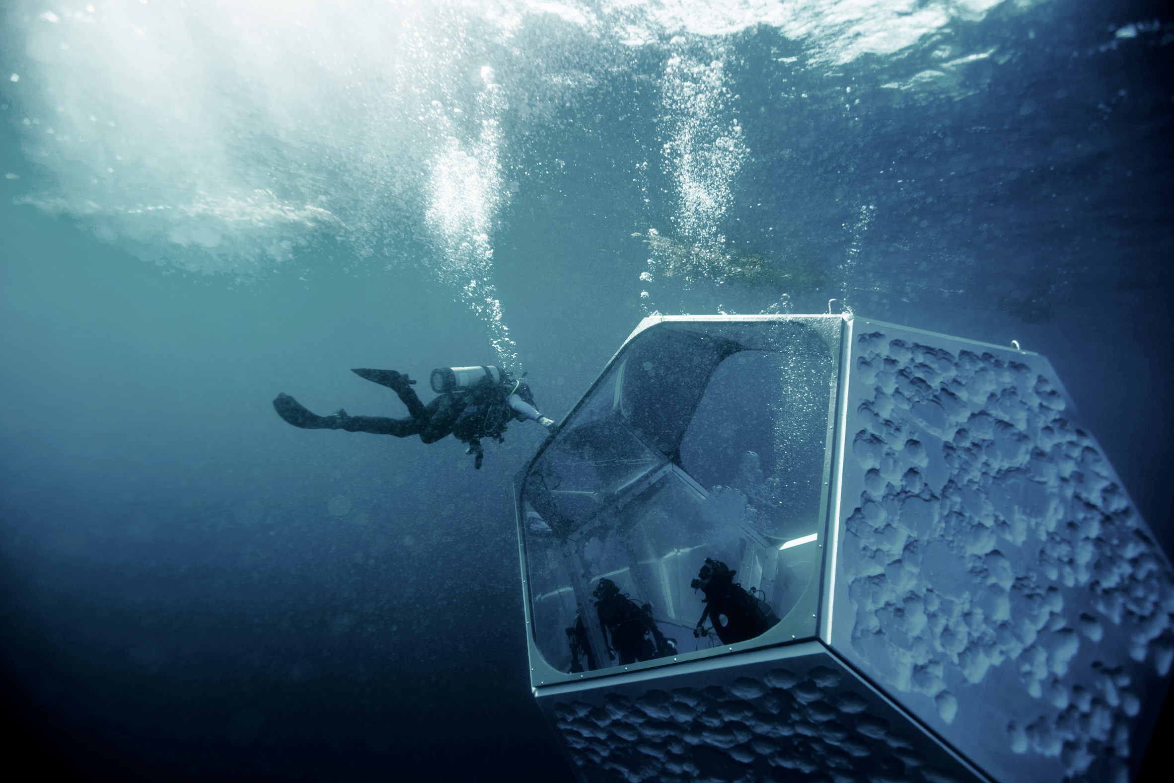 Artist Doug Aitken collaborated with Parley for the Oceans