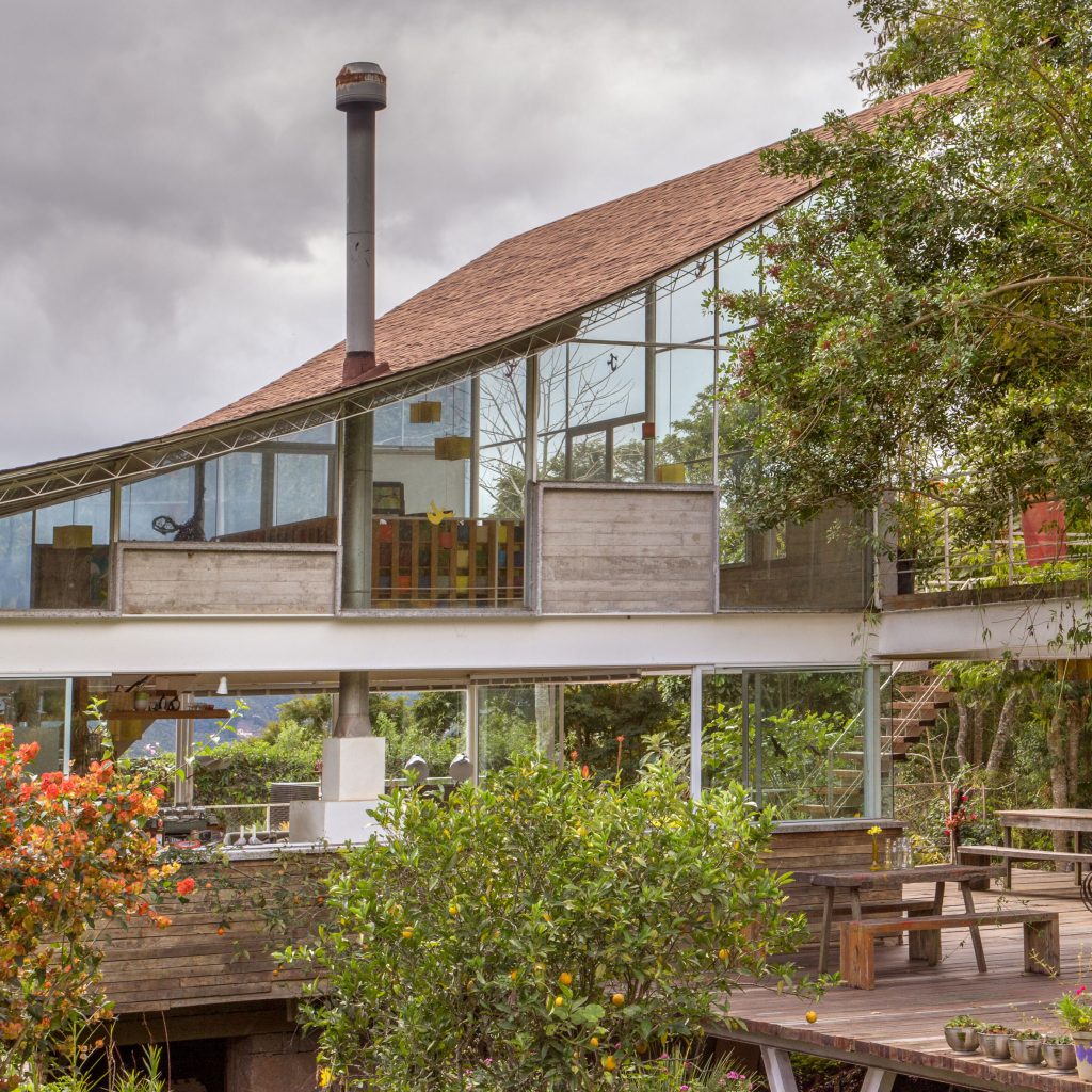 Huge Roof Curves Over House In Samambaia Designed For An Architect And Artist