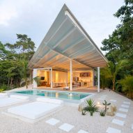 Studio Saxe tops white Costa Rican house with pointed roof