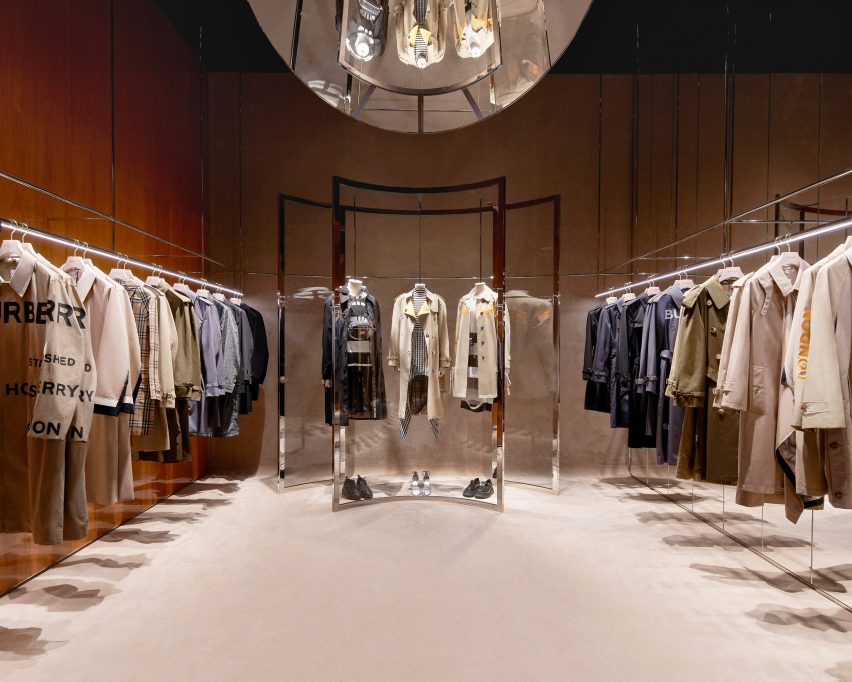 Burberry Shenzhen store in collaboration with Tencent and WeChat